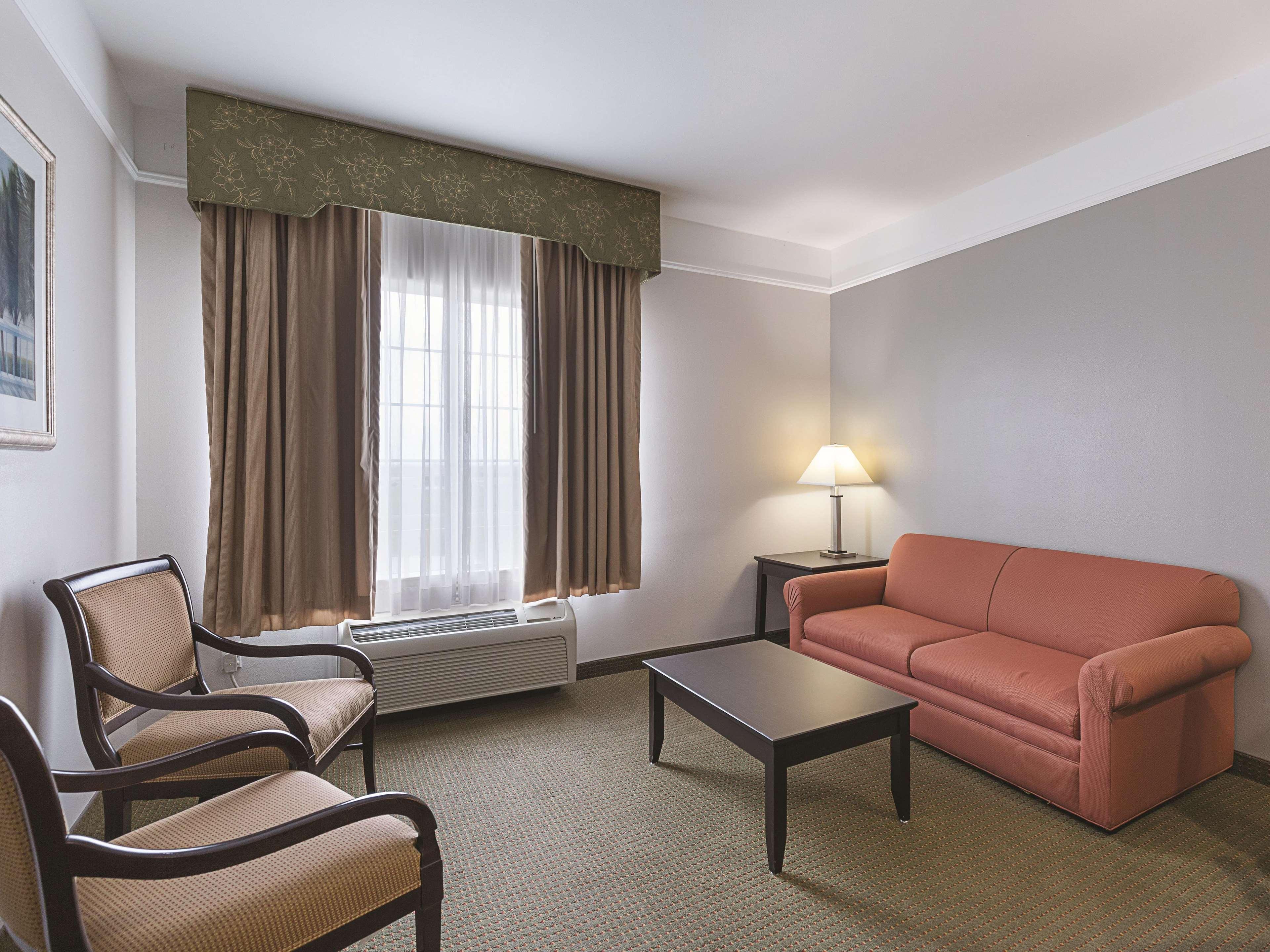 Hotel La Quinta By Wyndham Deer Park Esterno foto