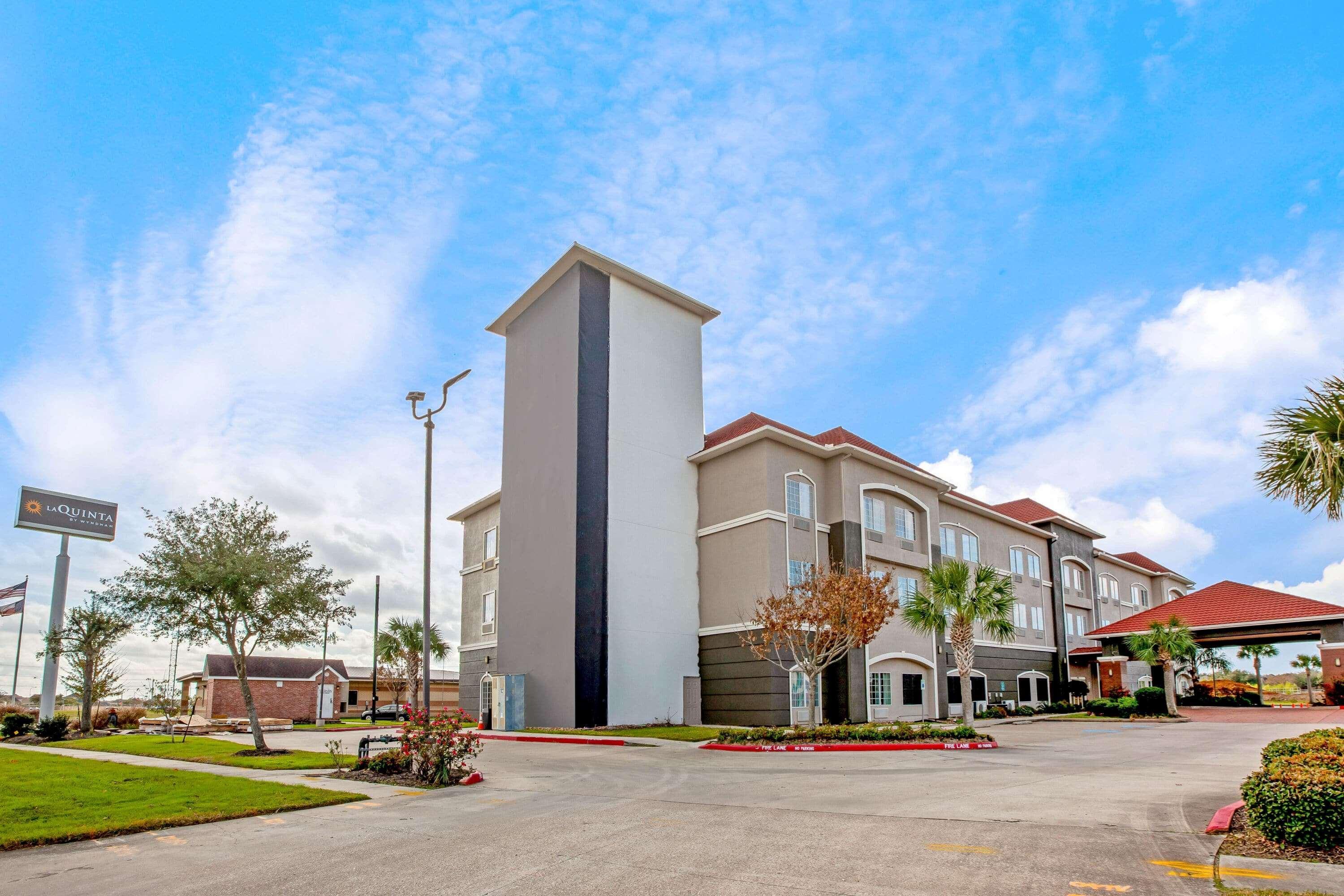 Hotel La Quinta By Wyndham Deer Park Esterno foto