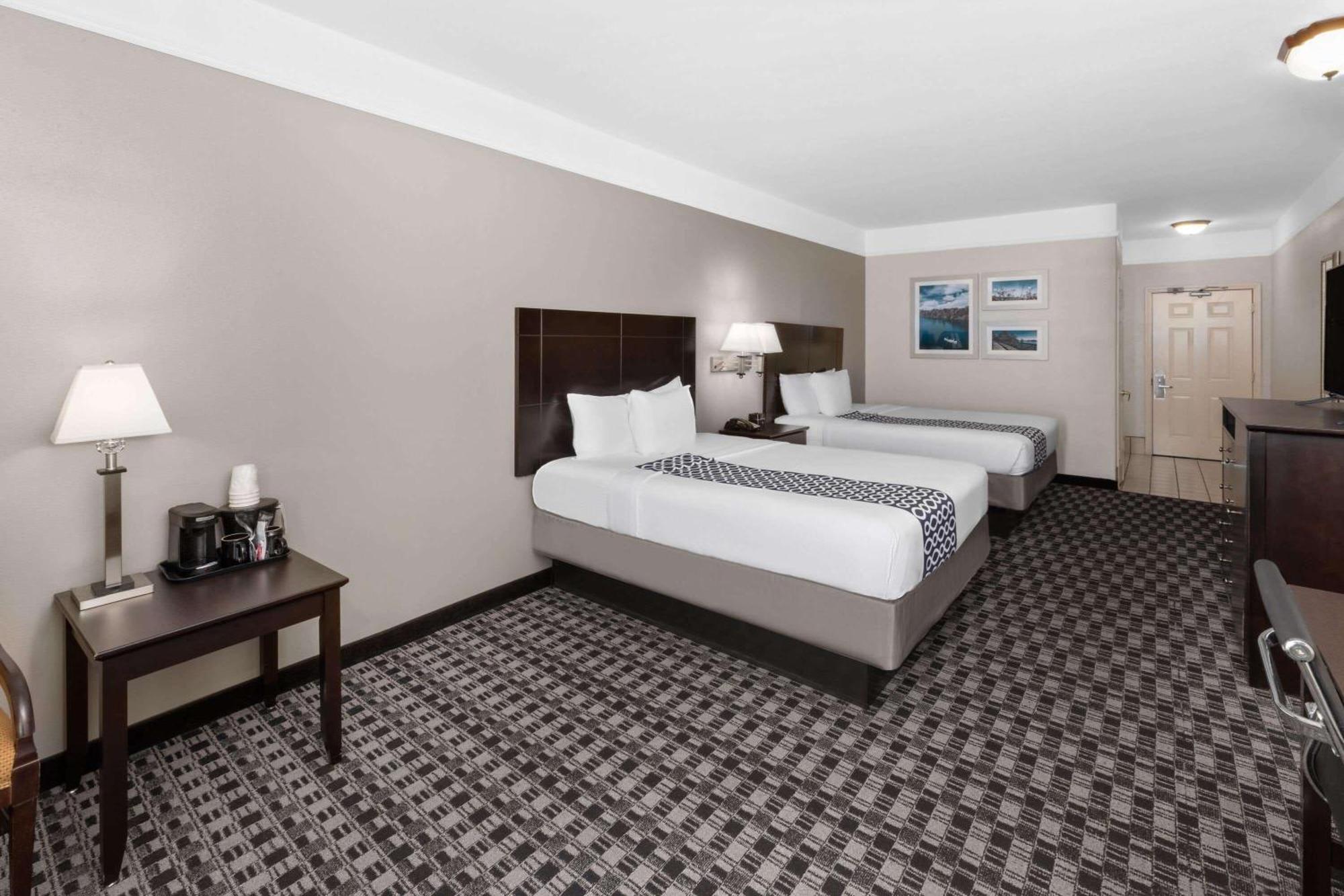 Hotel La Quinta By Wyndham Deer Park Esterno foto