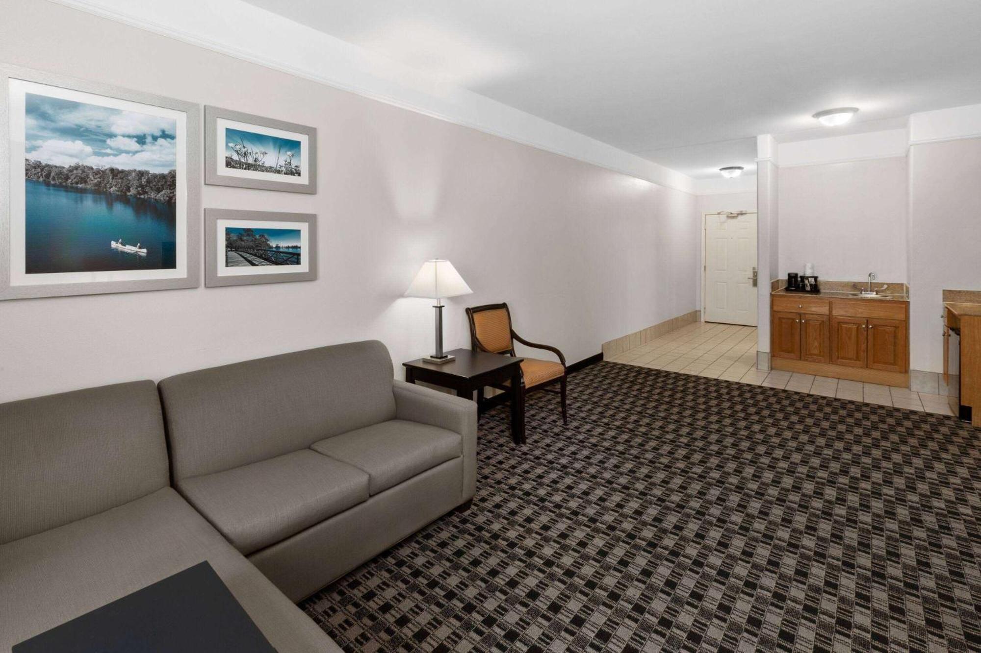 Hotel La Quinta By Wyndham Deer Park Esterno foto