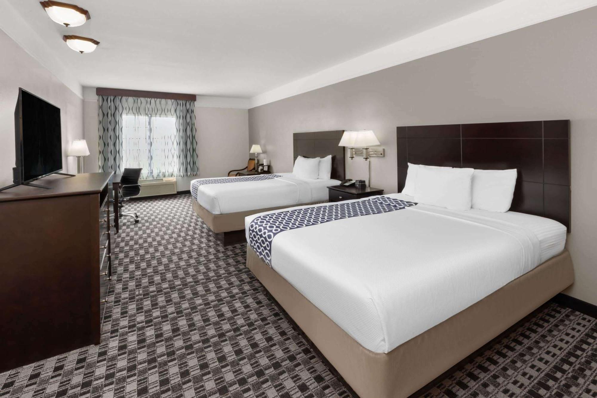 Hotel La Quinta By Wyndham Deer Park Esterno foto