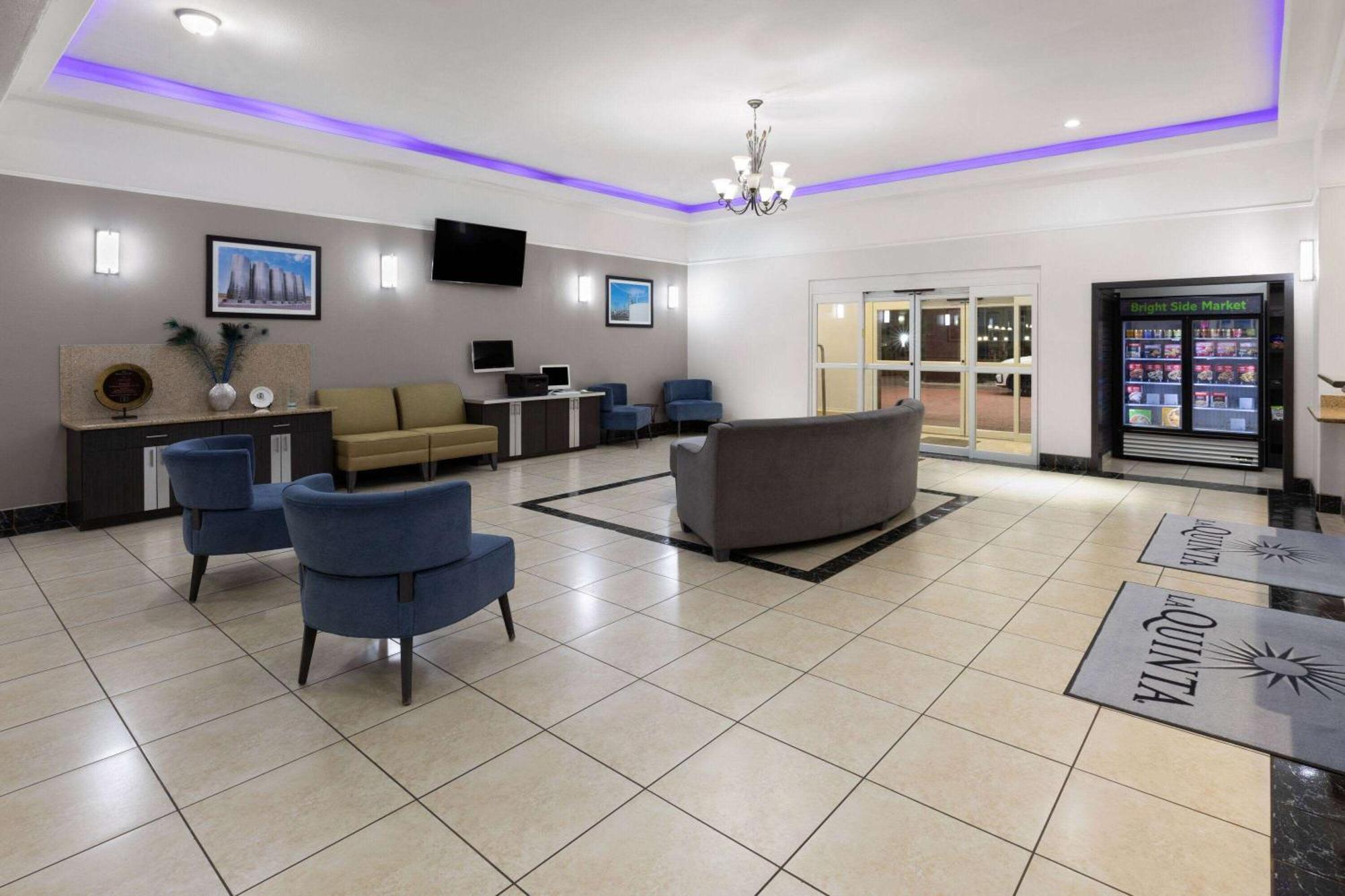 Hotel La Quinta By Wyndham Deer Park Esterno foto