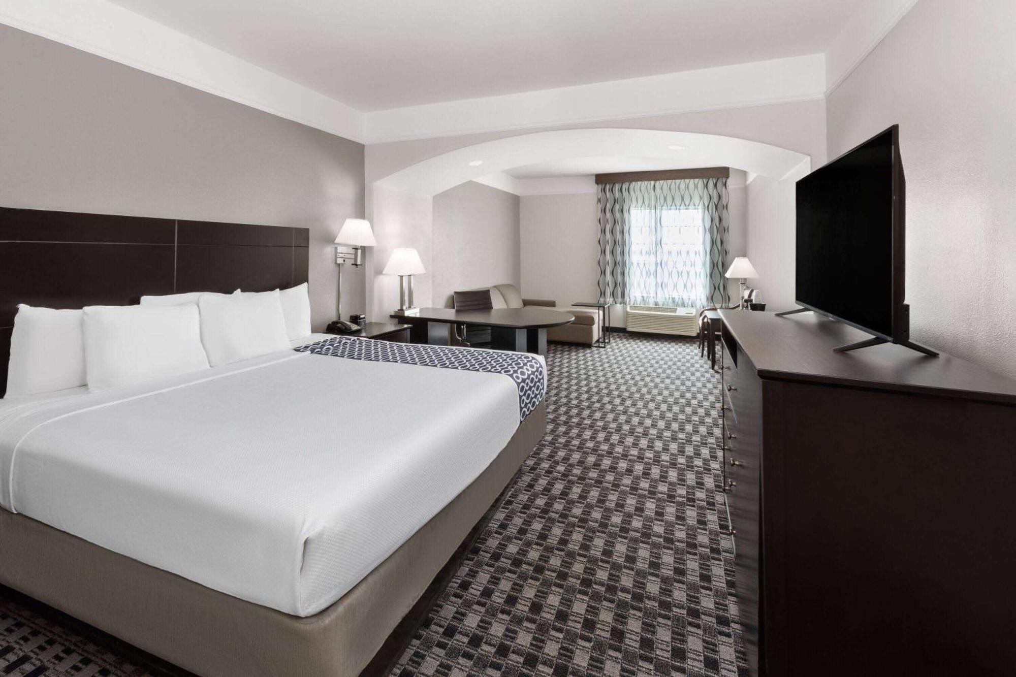 Hotel La Quinta By Wyndham Deer Park Esterno foto