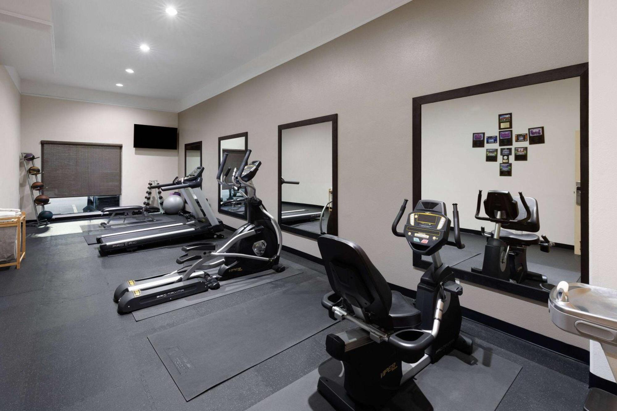 Hotel La Quinta By Wyndham Deer Park Esterno foto